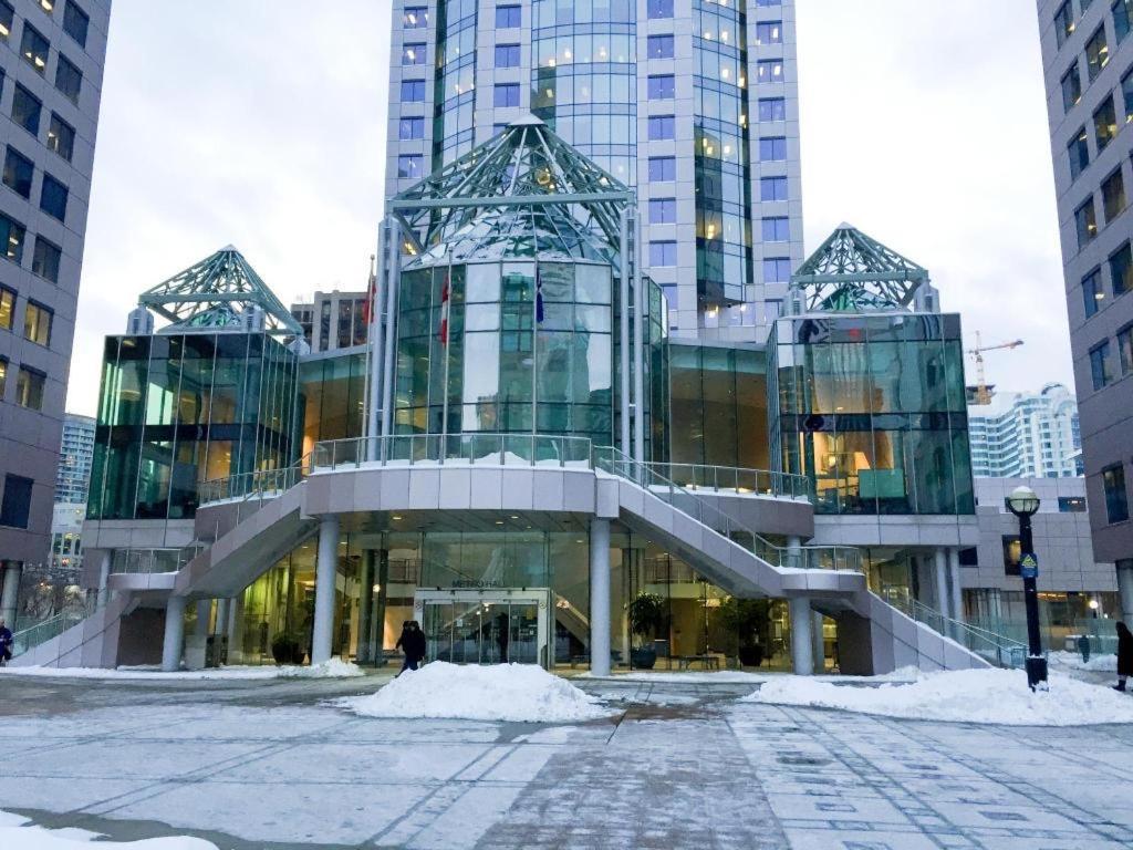 Luxury Condo With Cn Tower View Toronto Ngoại thất bức ảnh
